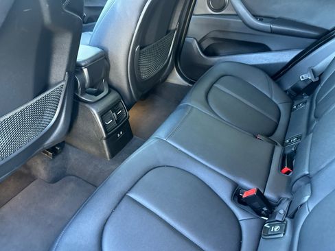Used 2019 BMW X1 xDrive28i w/ Convenience Package AWD/4WD image 13