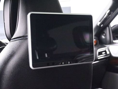 Used 2019 Lincoln Navigator L Reserve image 16