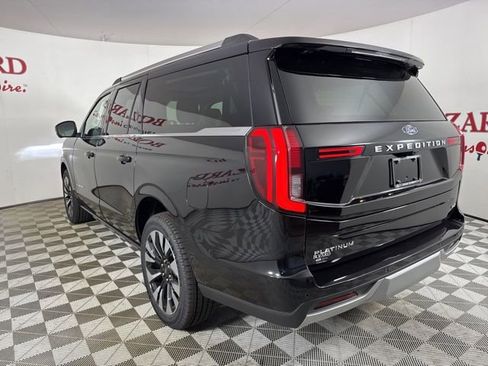 New 2025 Ford Expedition Max Platinum w/ Driver's Package image 5