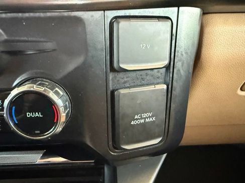 Used 2024 Ford F250 Lariat w/ Lariat Ultimate Package AWD/4WD image 26