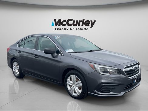 Used 2018 Subaru Legacy 2.5i image 3