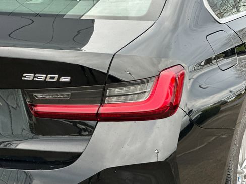 Used 2024 BMW 330e xDrive image 24