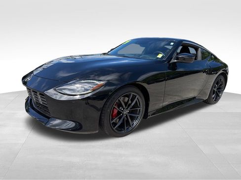 Used 2024 Nissan Z Performance w/ Floor Mat Package RWD image 3
