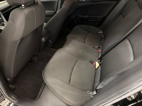 Used 2018 Honda Civic Sport image 15