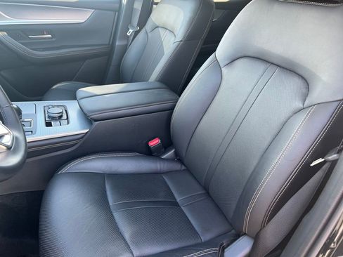 Certified 2025 MAZDA CX-90 Plug-In Hybrid w/Premium Sport image 10