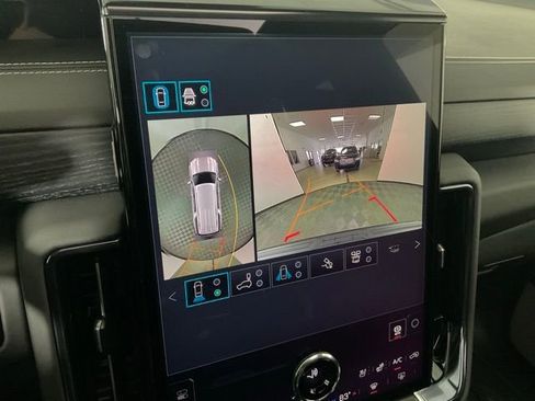 New 2026 GMC Yukon XL AT4 Ultimate AWD/4WD image 10