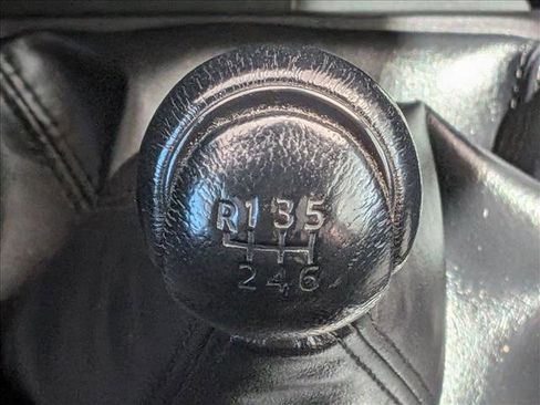 Used 2019 Toyota Tacoma TRD Off-Road w/ Technology Package AWD/4WD image 11