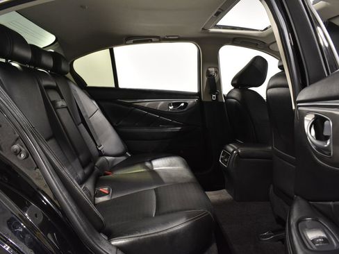 Used 2019 INFINITI Q50 Signature Edition w/ Cargo Package (L96) image 28