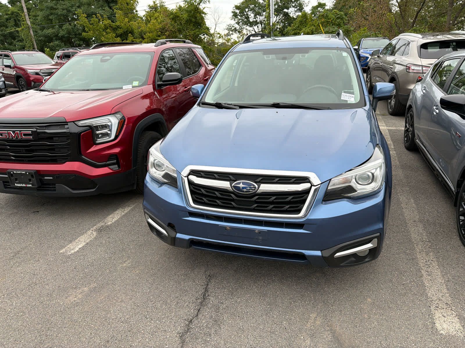Used 2017 Subaru Forester 2.5i Touring AWD/4WD image 2