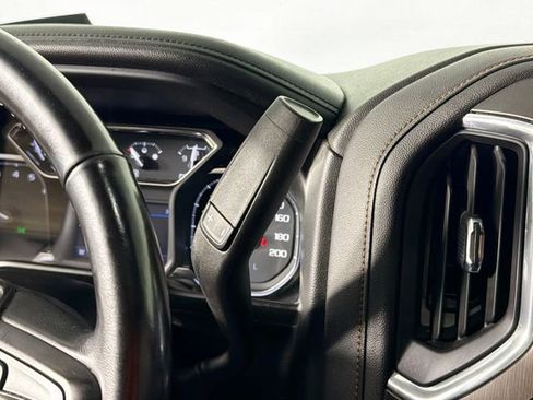 Used 2021 GMC Sierra 1500 AT4 w/ AT4 Preferred Package AWD/4WD image 17
