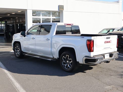 Used 2024 GMC Sierra 1500 SLT w/ SLT Premium Plus Package AWD/4WD image 8
