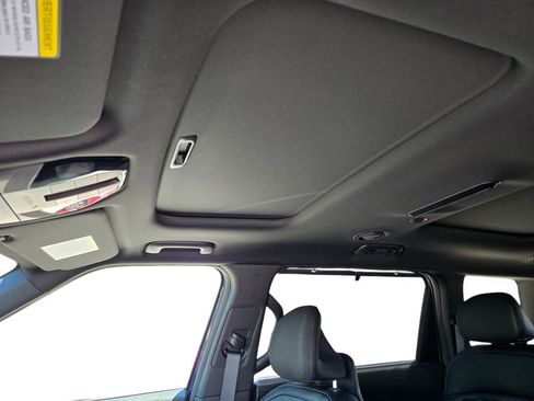 New 2027 Kia Telluride LX FWD image 18