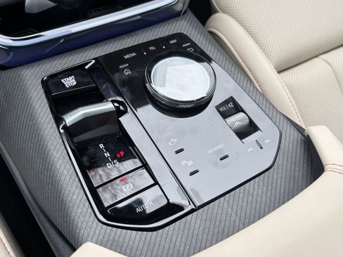 Used 2026 BMW X3 xDrive30 w/ Premium Package image 29