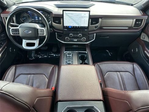 Used 2022 Ford Expedition Limited image 20