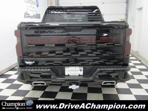 Used 2024 Chevrolet Silverado 1500 RST w/ Redline Edition AWD/4WD image 16