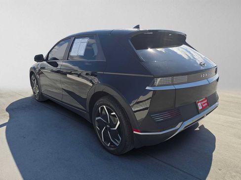 Used 2024 Hyundai Ioniq 5 SEL RWD image 5