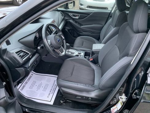 Used 2019 Subaru Forester Premium image 10