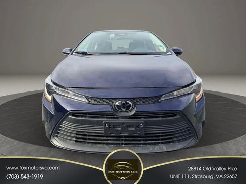 Used 2025 Toyota Corolla LE image 1