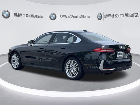 Certified 2025 BMW 530i RWD image 22