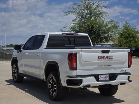 Used 2024 GMC Sierra 1500 AT4 w/ AT4 Premium Package AWD/4WD image 6