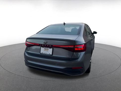 Used 2025 Volkswagen Jetta SE image 15