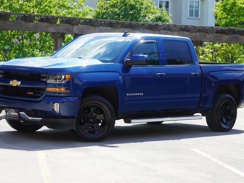 Used 2016 Chevrolet Silverado 1500 LT w/ All Star Edition AWD/4WD image 2