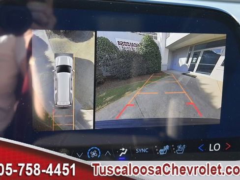 New 2026 Chevrolet Suburban Premier image 36