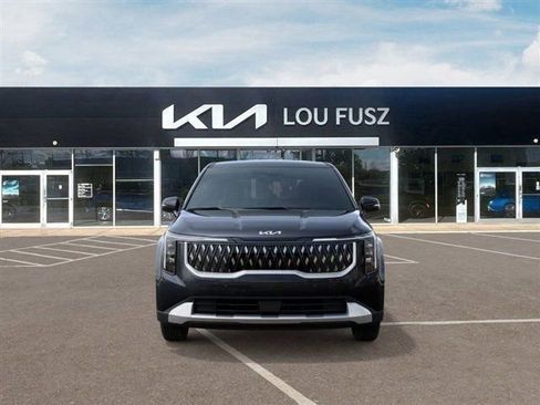 New 2026 Kia Carnival LX FWD image 2