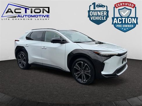 Used 2024 Toyota bZ4X AWD image 1