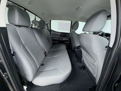 Used 2019 Toyota Tacoma SR5 image 6