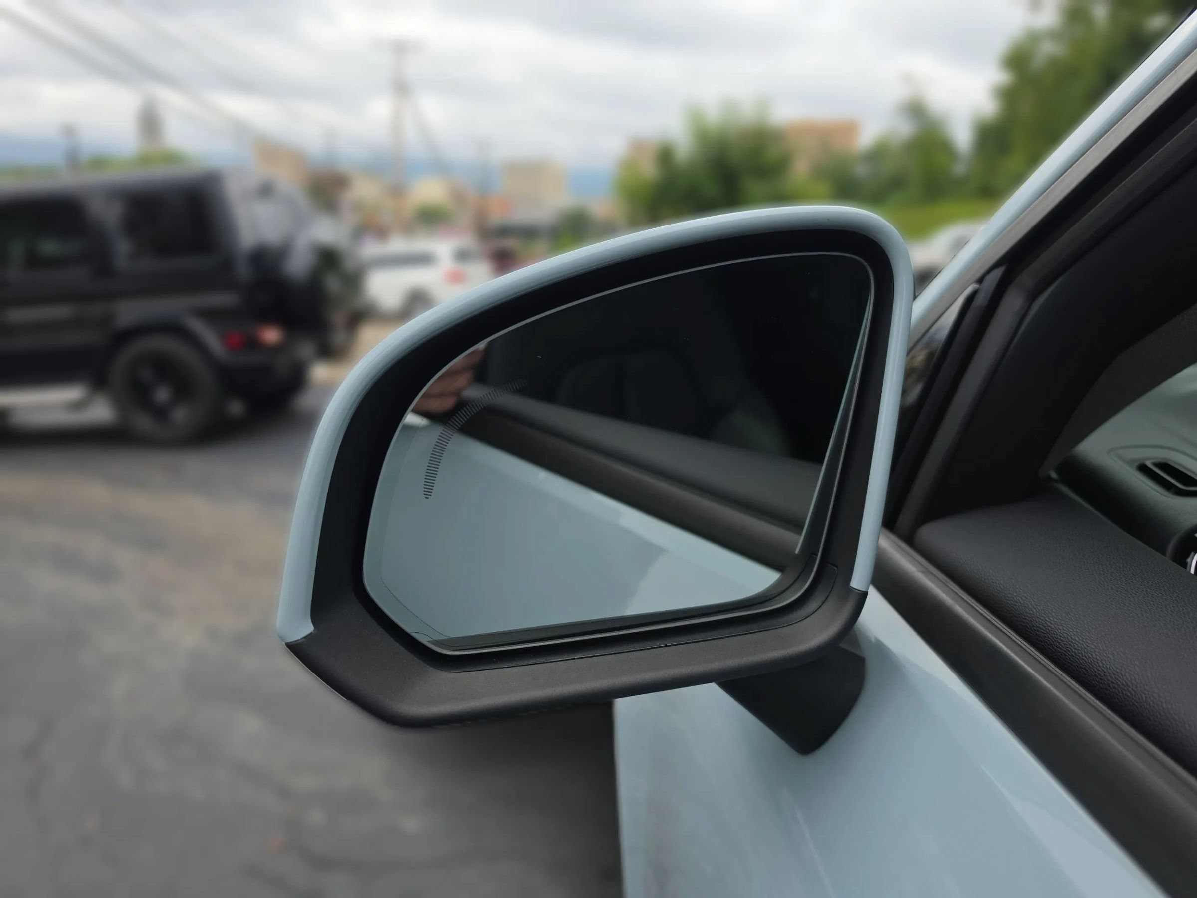 Used 2019 Volvo XC40 T5 Momentum AWD/4WD image 21