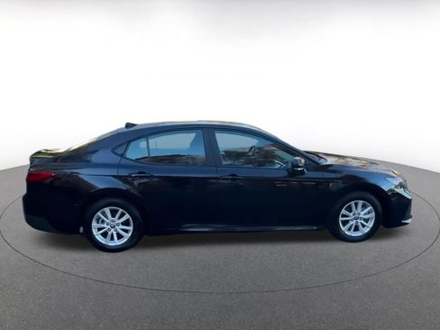 Used 2025 Toyota Camry LE image 14