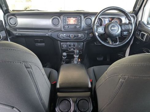 Used 2021 Jeep Wrangler Unlimited Sport AWD/4WD image 23