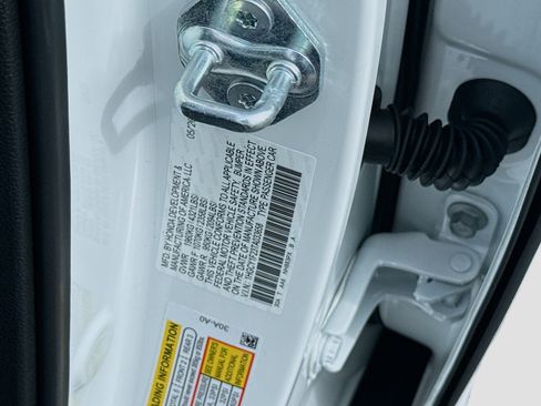 New 2026 Honda Accord LX image 27