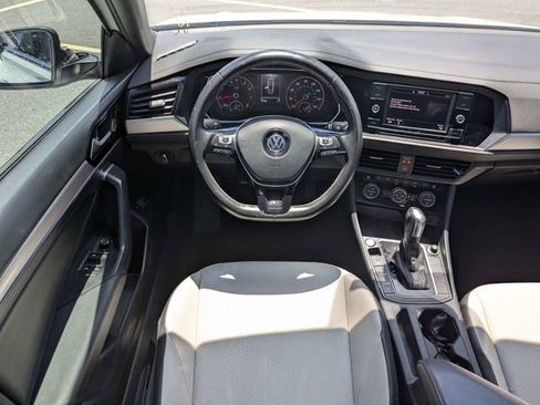 Used 2021 Volkswagen Jetta R-Line FWD image 13