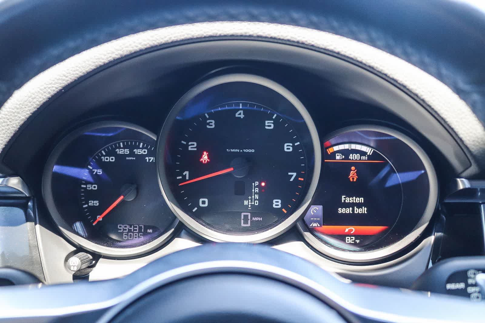 Used 2018 Porsche Macan AWD/4WD image 24