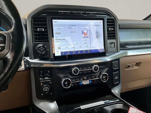 Used 2021 Ford F150 Lariat w/ Equipment Group 502A High AWD/4WD image 8