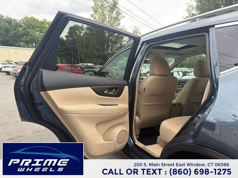 Used 2014 Nissan Rogue SV w/ SV Premium Package AWD/4WD image 11