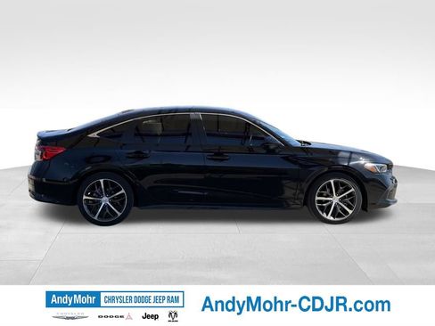 Used 2024 Honda Civic Touring image 8