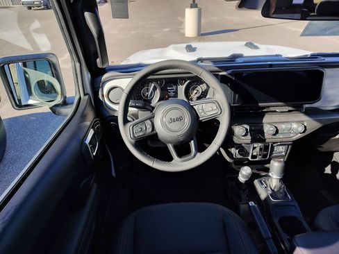 New 2026 Jeep Gladiator Sport image 16