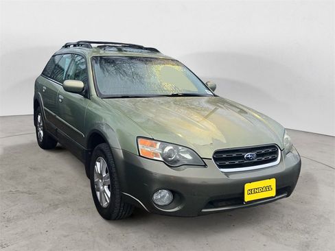 Used 2005 Subaru Outback 2.5i Limited image 3