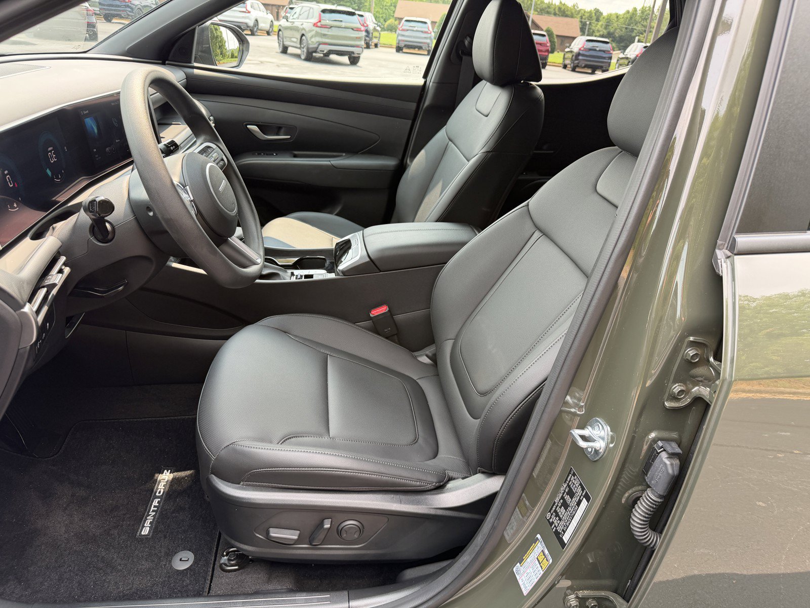 Used 2026 Hyundai Santa Cruz SEL FWD image 16
