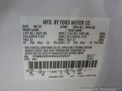 Certified 2022 Ford Explorer XLT image 28