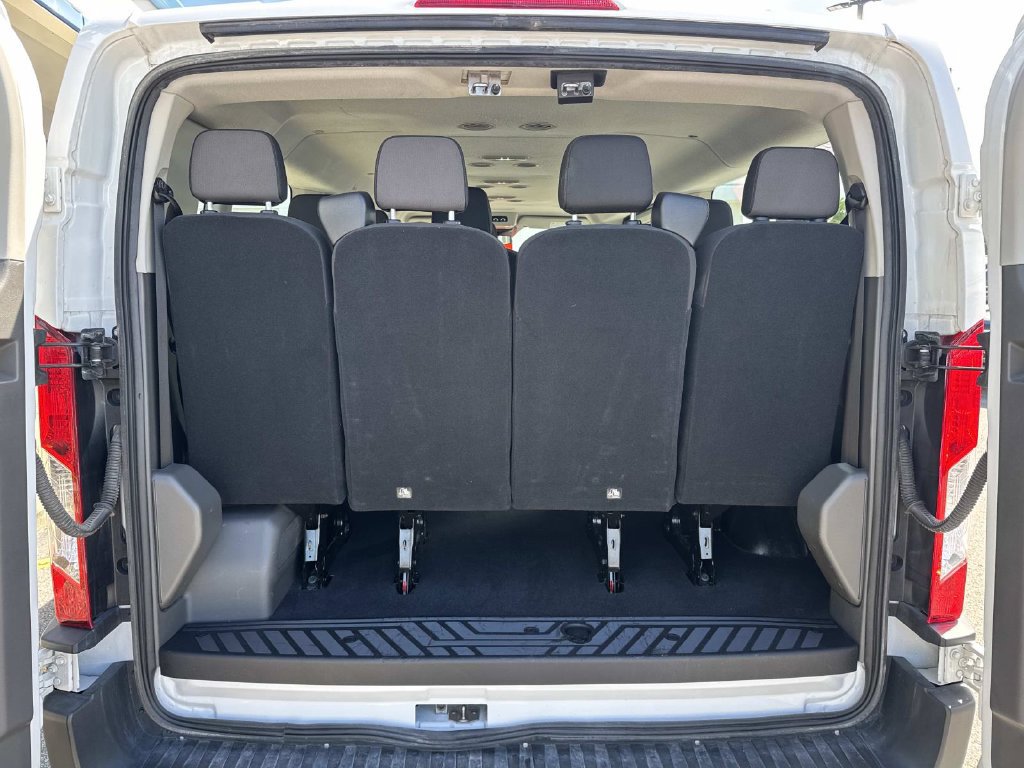 Used 2024 Ford Transit 350 XLT RWD image 9