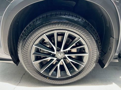 Certified 2025 Lexus NX 250 FWD w/ Accessory Package (2T) image 9