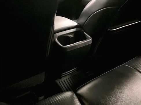 Certified 2021 Toyota Tacoma Limited AWD/4WD image 35