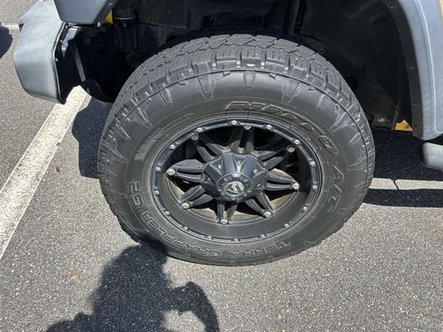 Used 2018 Jeep Wrangler Unlimited Sport S AWD/4WD image 10