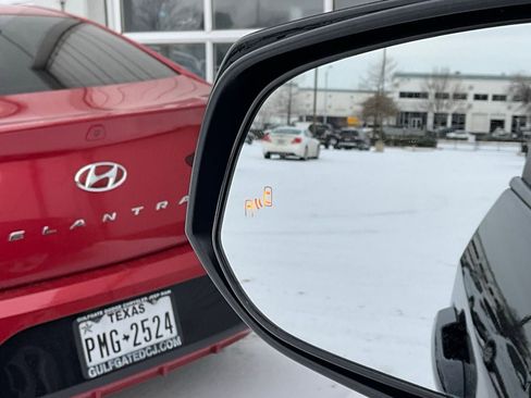 Used 2025 Toyota RAV4 XLE image 20