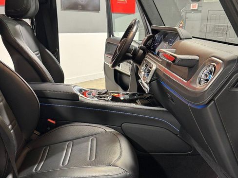 Used 2025 Mercedes-Benz G 550 w/ Exclusive Interior Package image 25