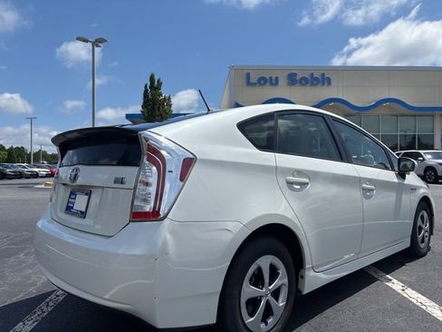 Used 2015 Toyota Prius Two FWD image 5